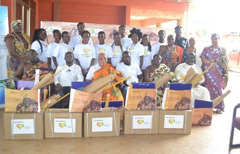 Dignitaries and the beneficiaries after the programme Photo Victor A. Buxton