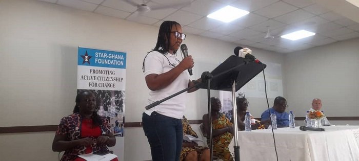 EUNICE AGBENYADZI ADDRESSING THE PARTICIPANTS ON THE PROJECT