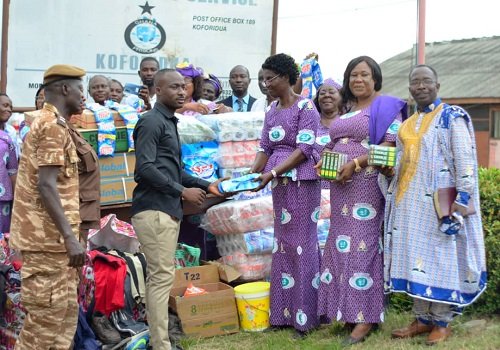 Officers at the facility receiving the items