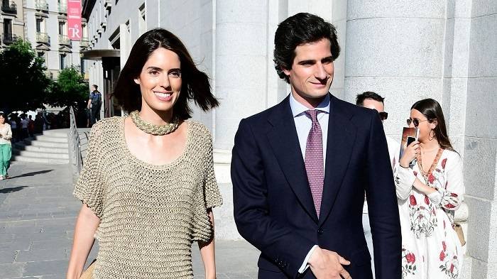 • Spanish Duke and wife