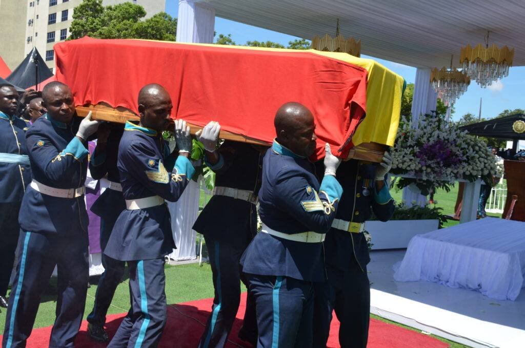 (inset) Pall bearers with the remains of Mrs Kufour