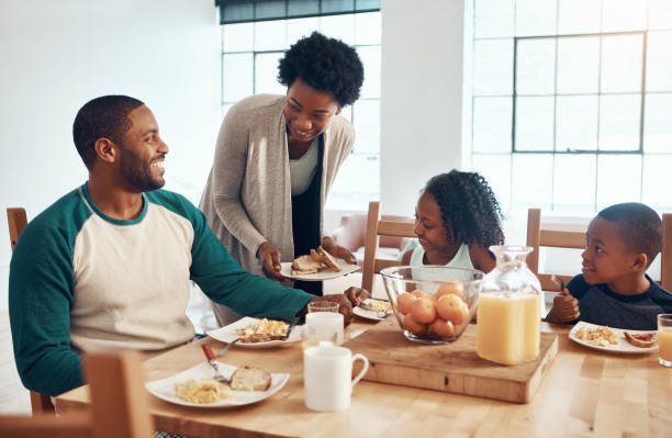 • Skipping breakfast means having less energy for the day’s work