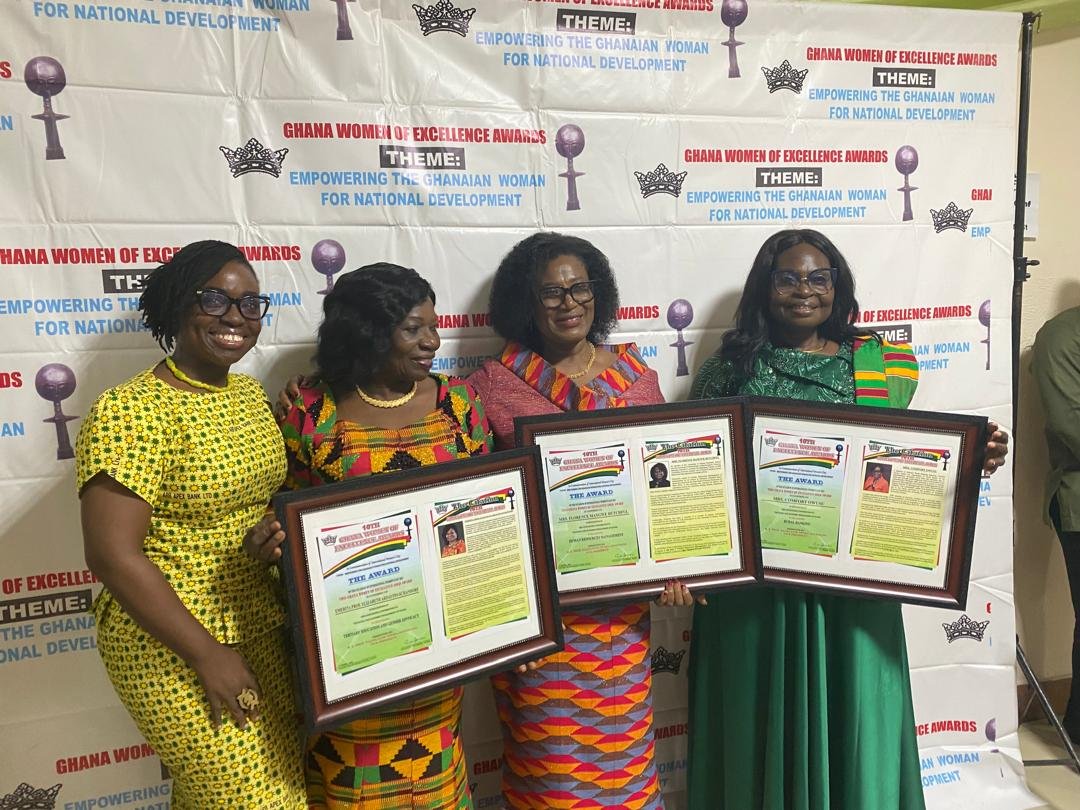 Emerita Prof Ardayfio-Schandorf (second left), Mrs Hutchful (third left) and Mrs Owusu (first right) displaying their awards. With them is Mrs Bernice Darterh, daughter of Mrs Owusu